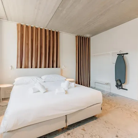 Hotel Coliving - Bord De Meuse - L'atelier De La Meuse Oupeye
