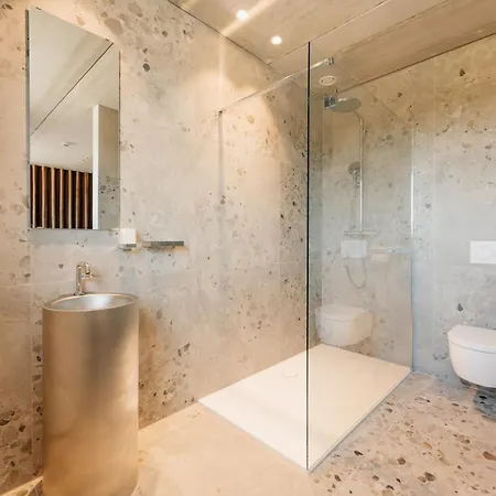 Hotel Coliving - Bord De Meuse - L'atelier De La Meuse Oupeye