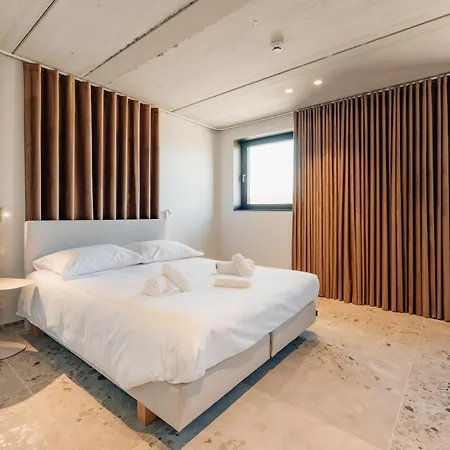Coliving - Bord De Meuse - L'atelier De La Meuse Hotel