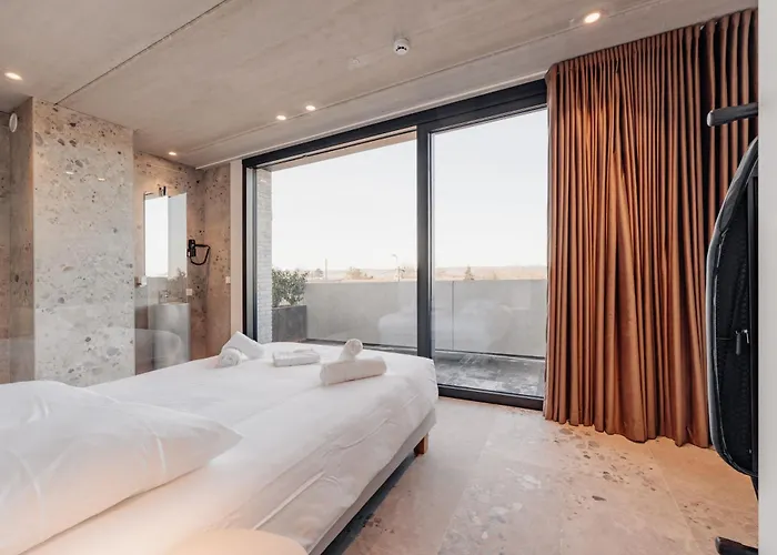 Hotel Coliving - Bord De Meuse - L'atelier De La Meuse *