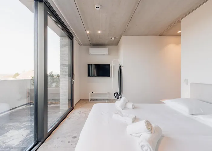 Coliving - Bord De Meuse - L'atelier De La Meuse Hotel