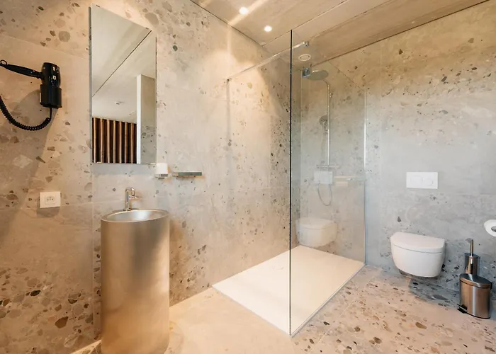 Hotel Coliving - Bord De Meuse - L'atelier De La Meuse Oupeye