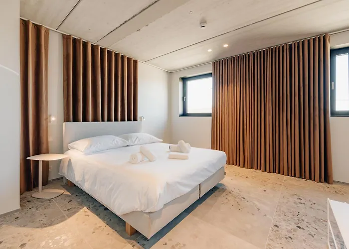 Hotel Coliving - Bord De Meuse - L'atelier De La Meuse *